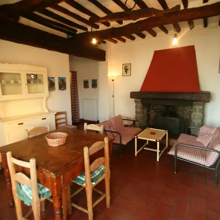 Farm stay Fattoria Gambaro Di Petrognano